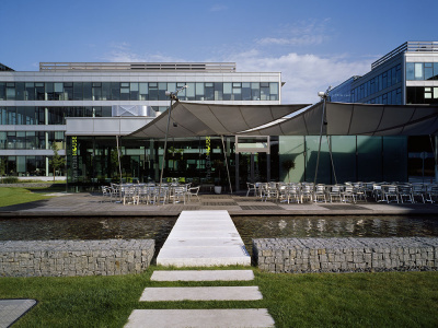 Business Technology Park 04 - kiosek