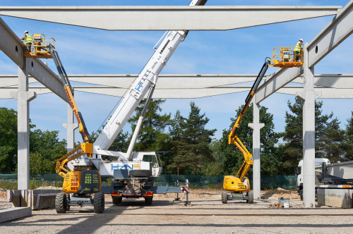 Image: extension of Jirny fabrication and logistics center