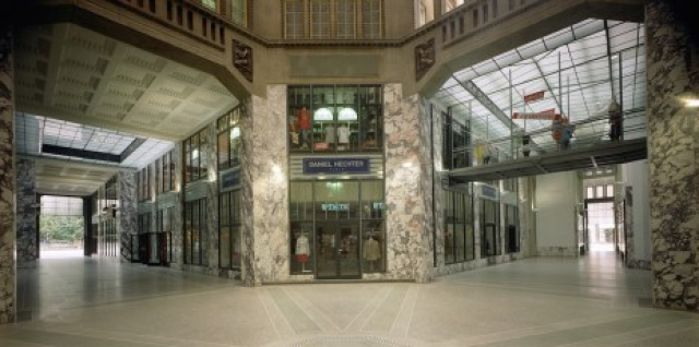 Koruna palace