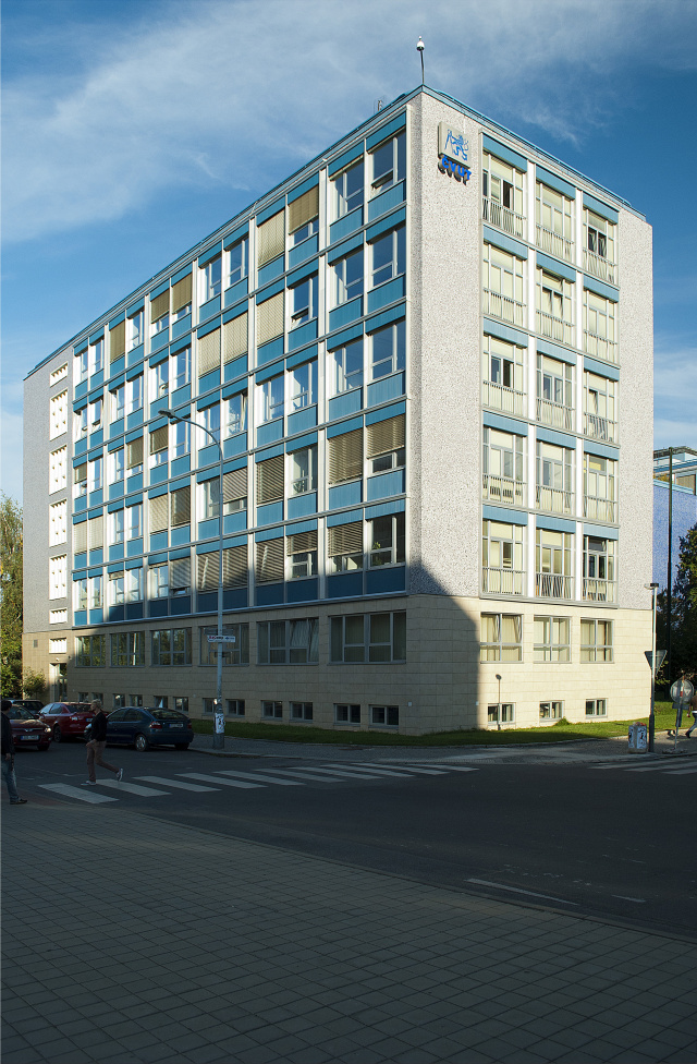 Université technique tchèque - reconstruction étape 2
